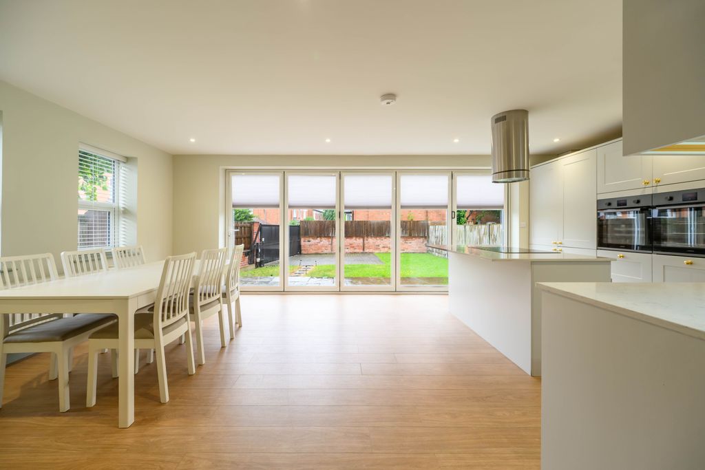 Property photo 2 of 28 Dsc_1963-Hdr