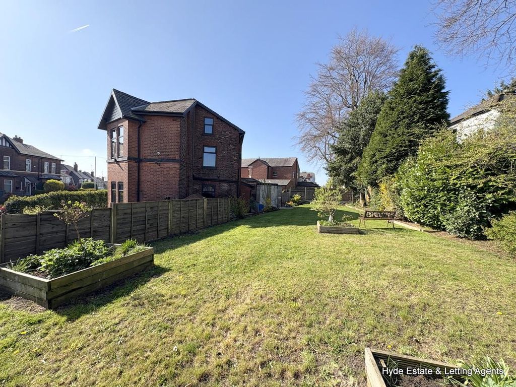Property photo 3 of 31 Img_2106.Jpg