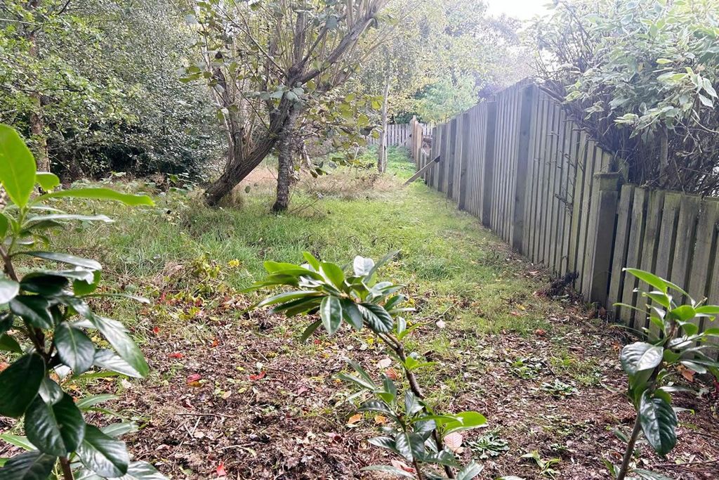 Property photo 1 of 5