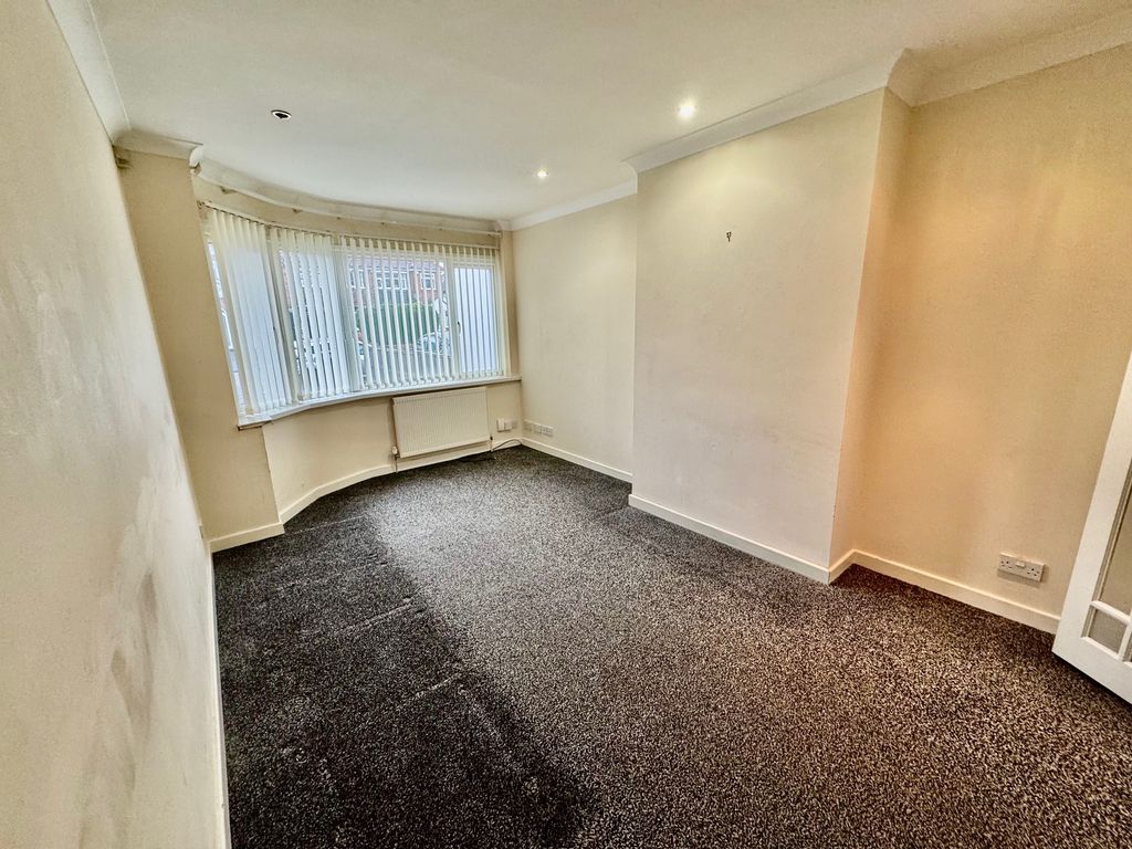 Property photo 3 of 15 1