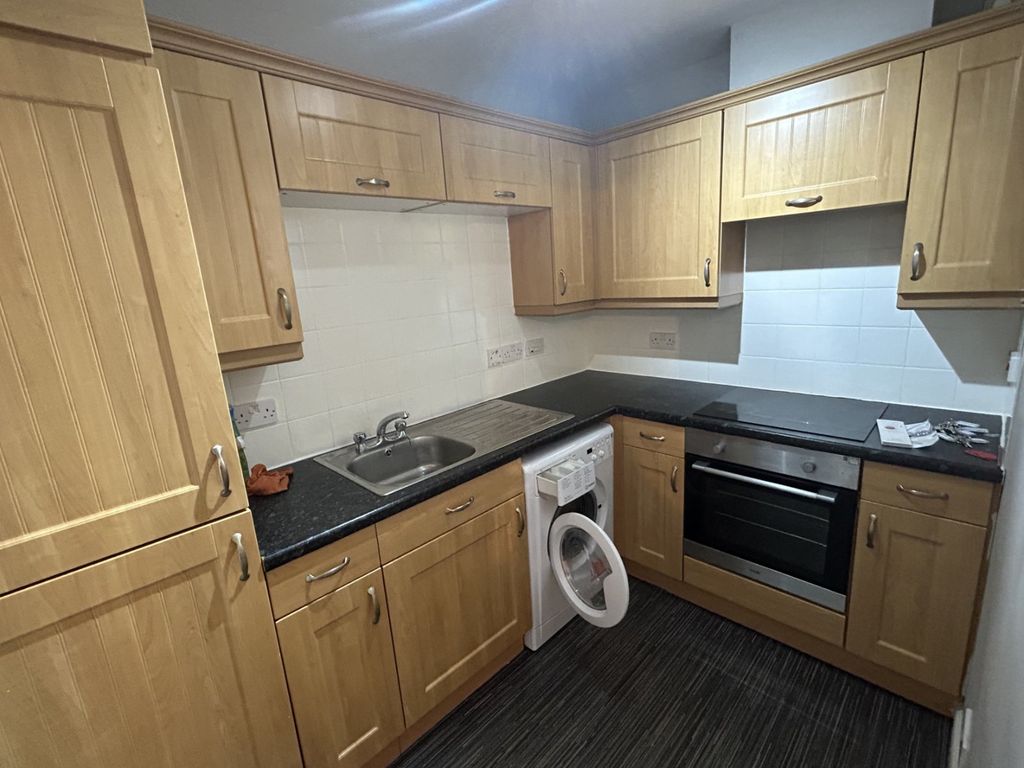 Property photo 3 of 5 Photo 3