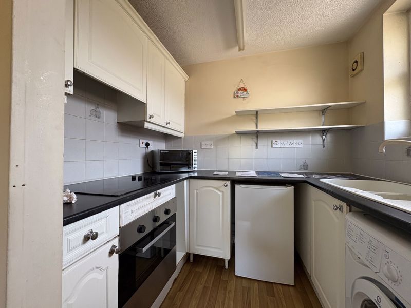 Property photo 2 of 14 Photo 9