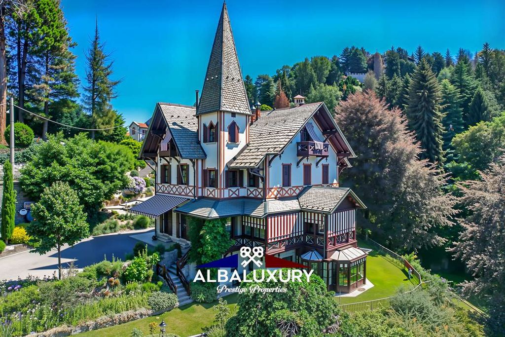 Property photo 1 of 42