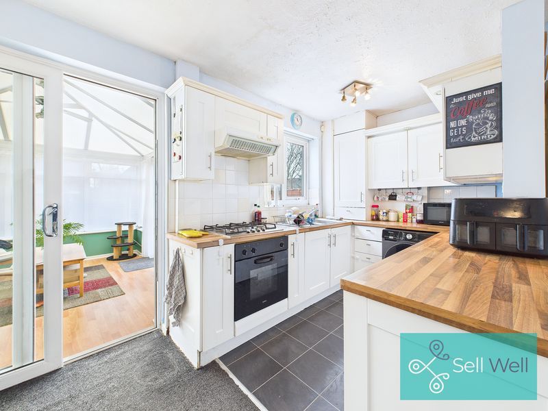 Property photo 3 of 19 Kitchen/Diner