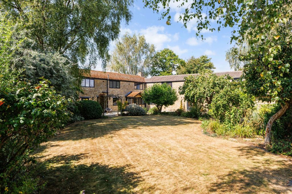 Property photo 1 of 20 Picture No. 36