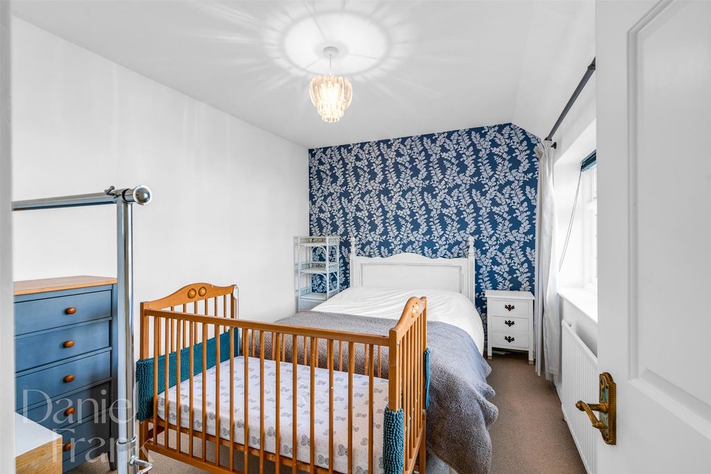 Additional image 36 of 5 bed detached house for saleTycehurst Hill, Loughton IG10