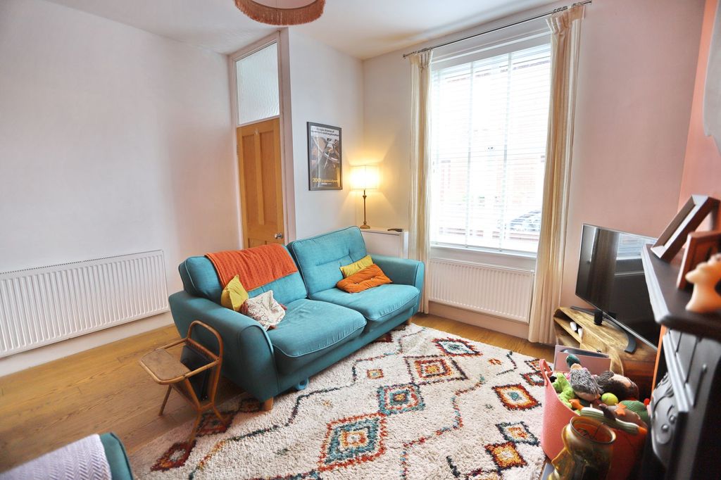 Property photo 3 of 15