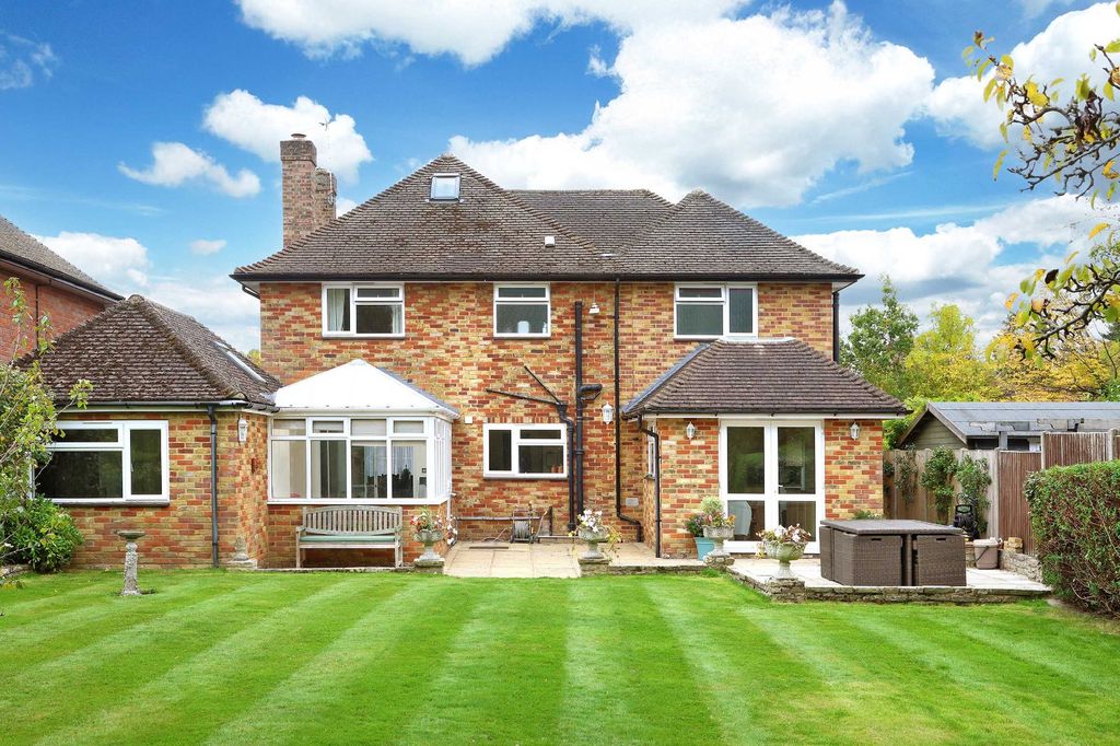 Property photo 2 of 22 Picture No. 08