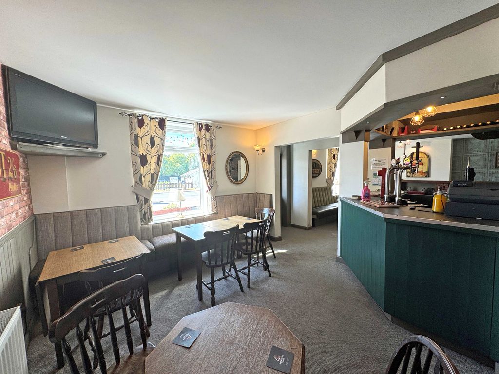 Property photo 2 of 13
