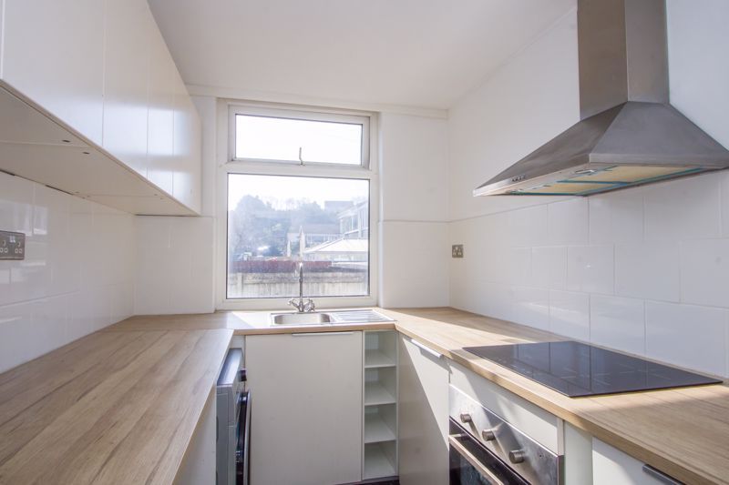 Property photo 3 of 8 Photo 2