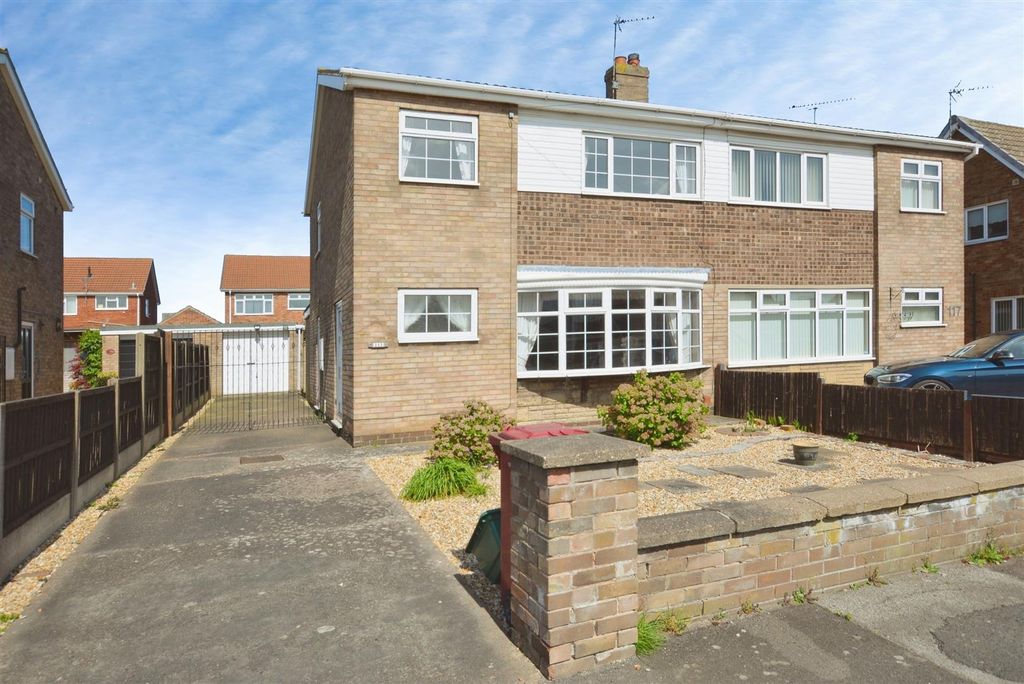 Property photo 1 of 22 Front