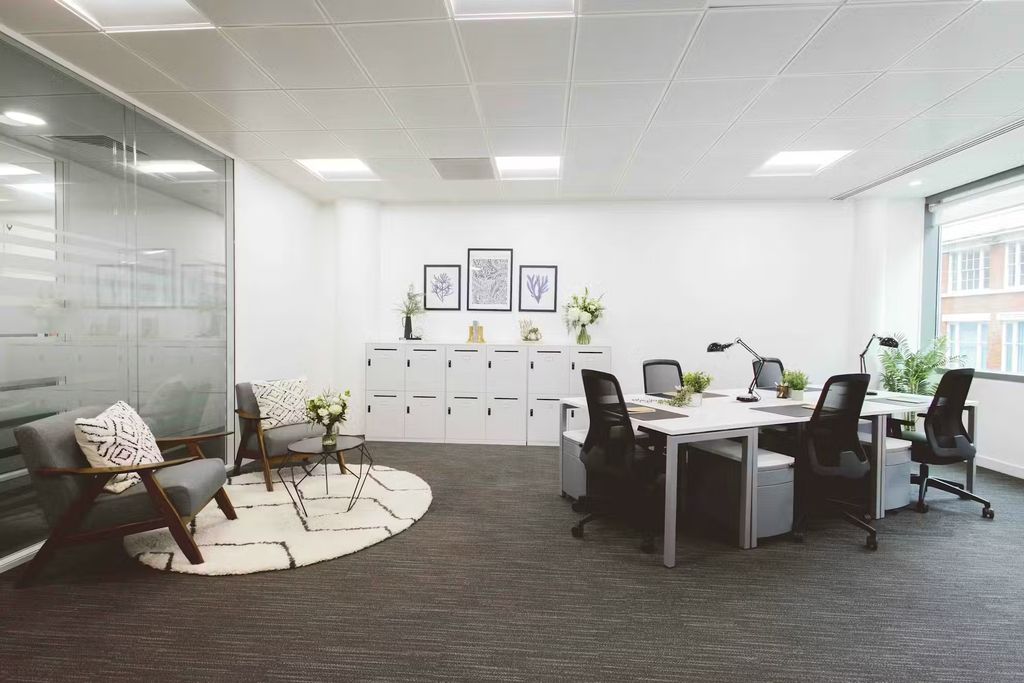 Property photo 2 of 14 Office