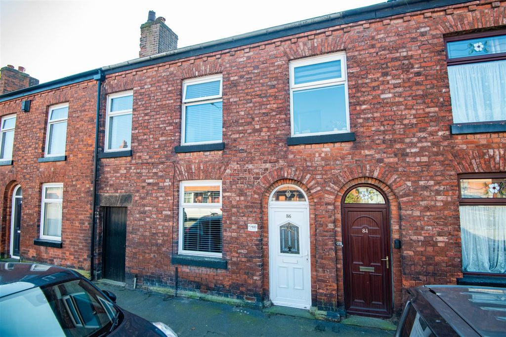 Property photo 1 of 15 Front External