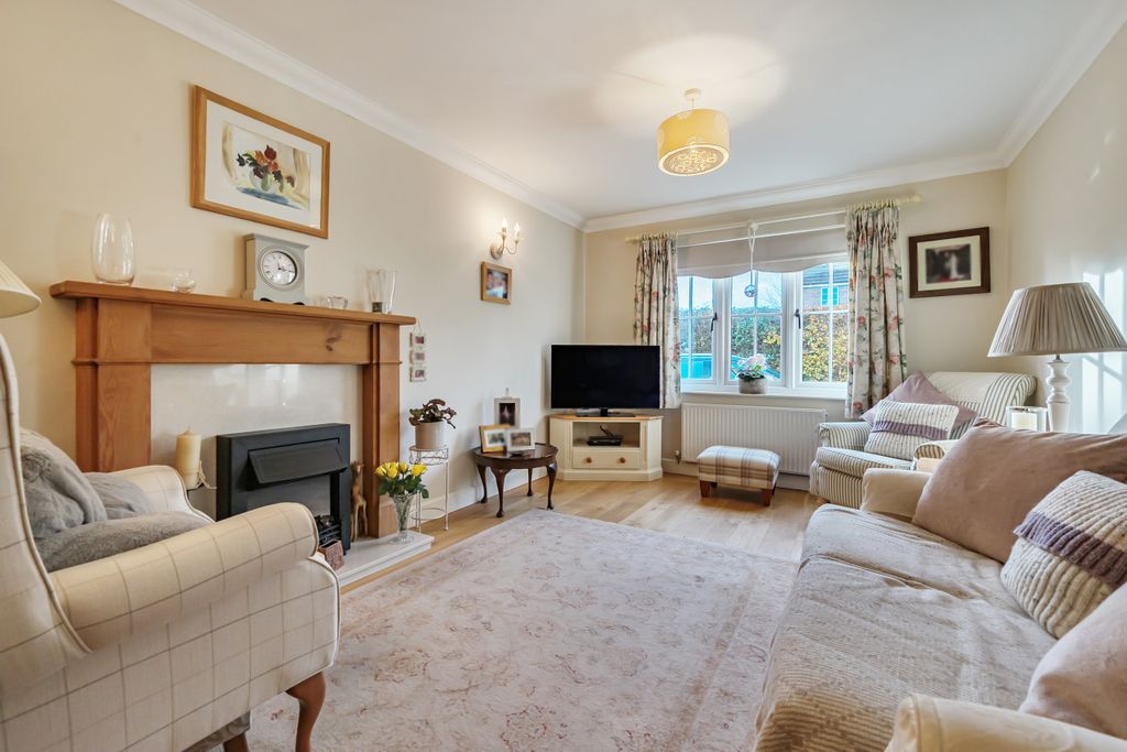 Property photo 2 of 24 Living Room