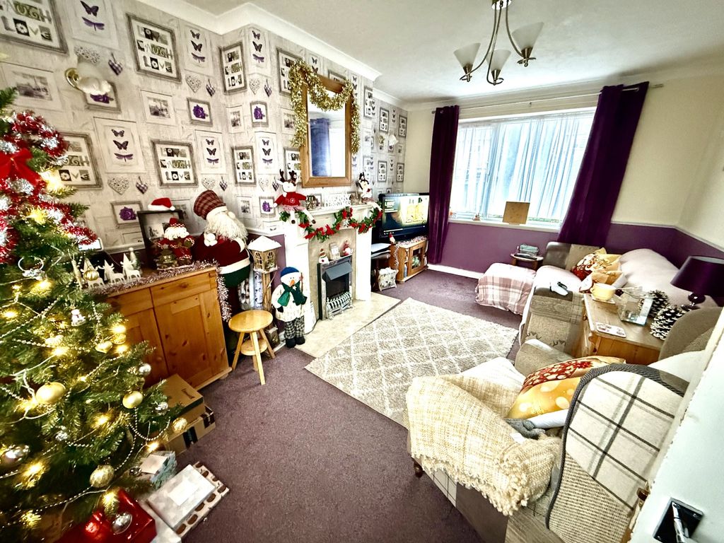 Property photo 3 of 7 Img_1239