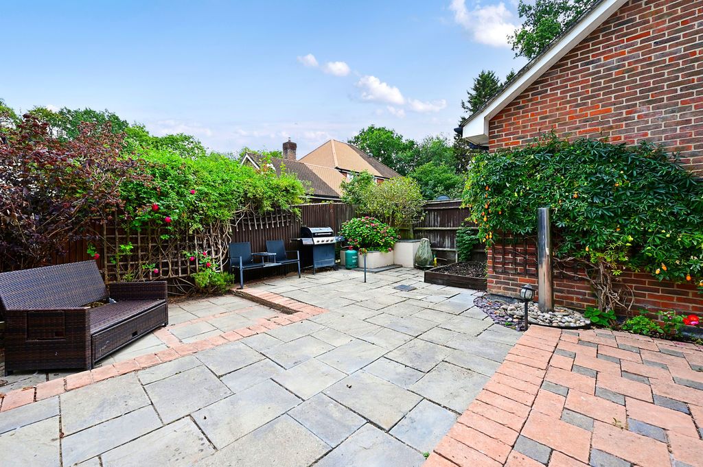 Property photo 3 of 19 Photo 14