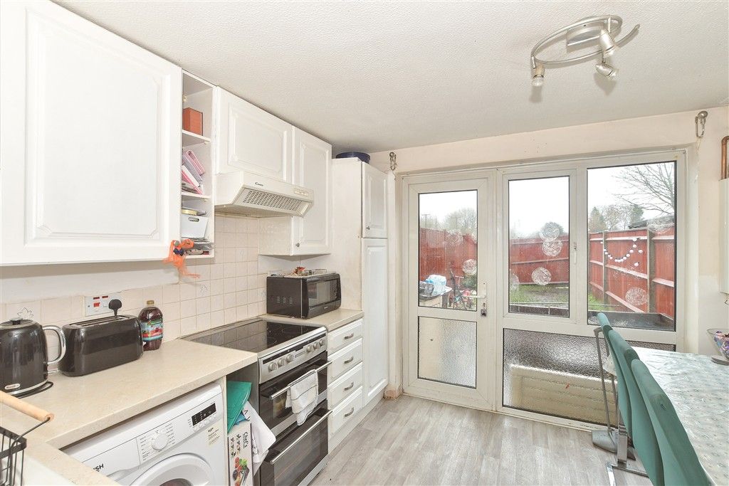 Property photo 1 of 15 Kitchen