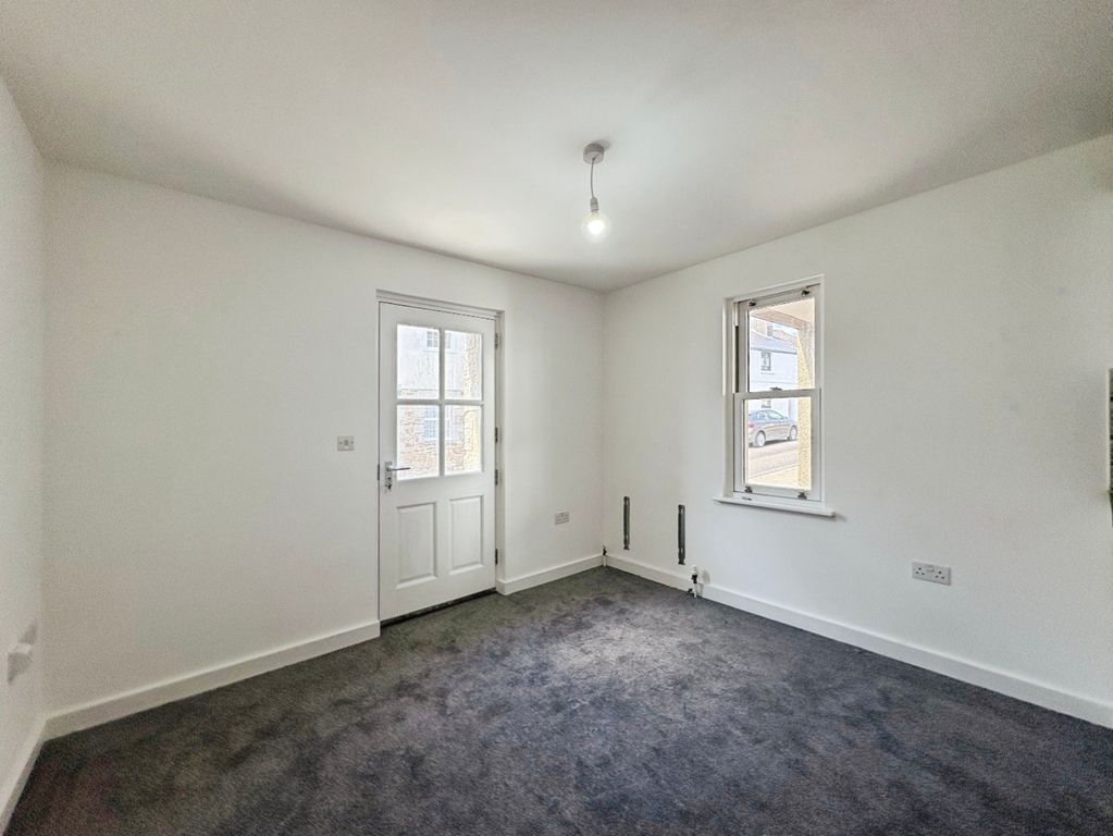 Property photo 3 of 8 5343735