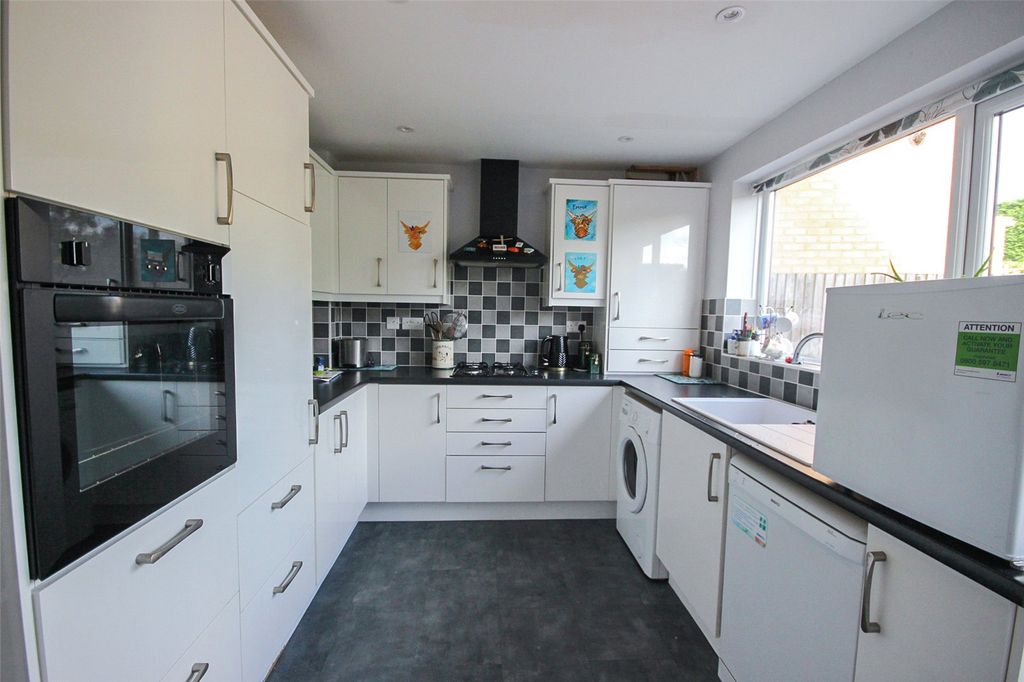 Property photo 2 of 19 Picture No. 07