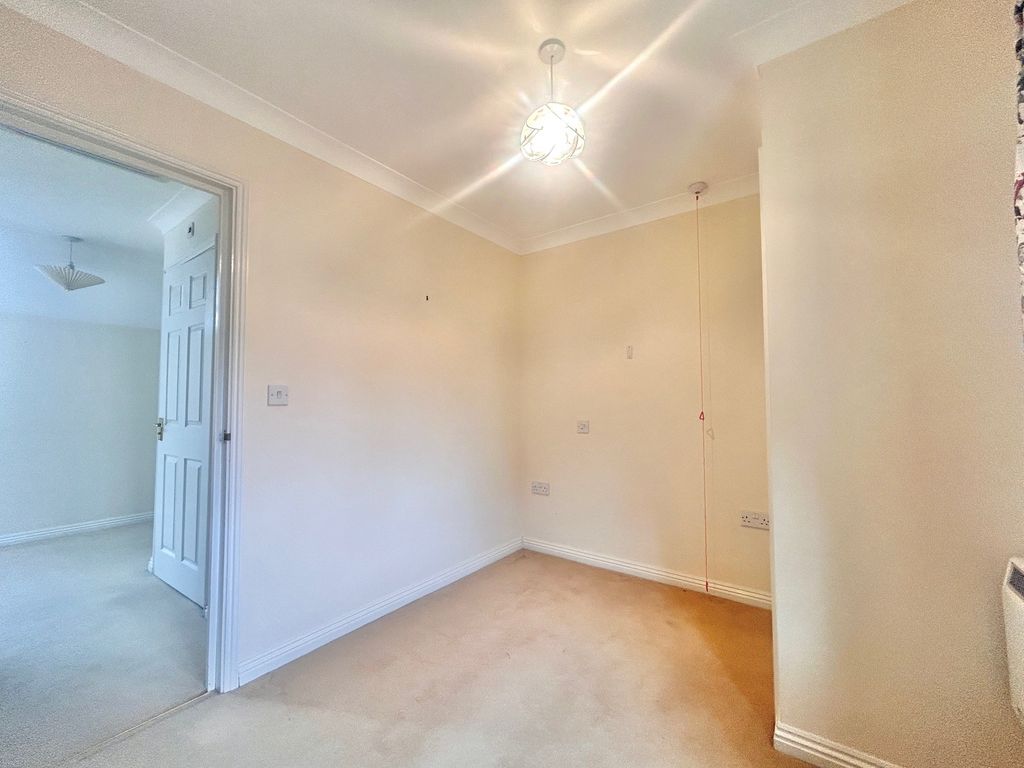 Additional image 11 of 2 bed flat for saleBickerley Road, Ringwood BH24