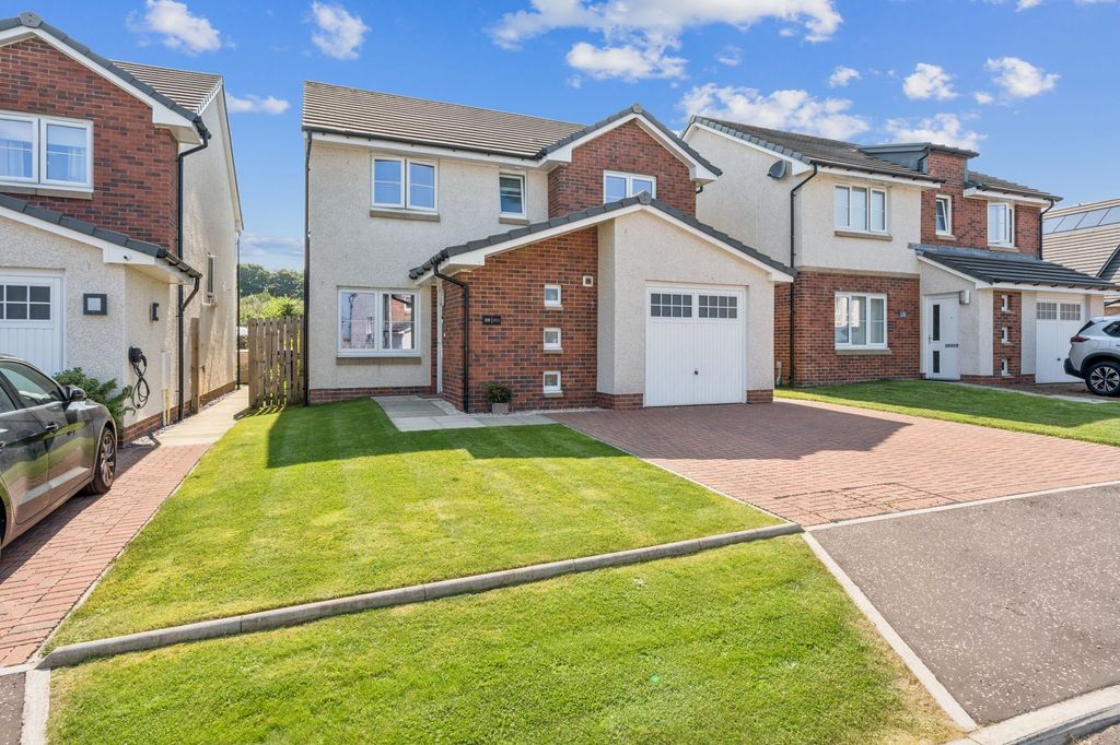 Property photo 1 of 24
