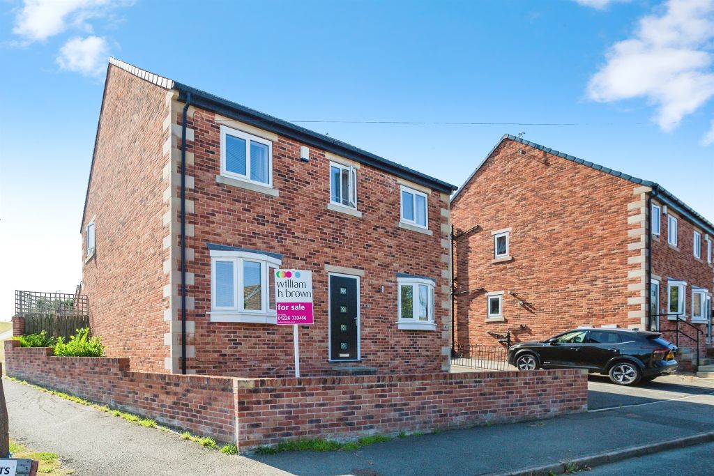 Property photo 2 of 17