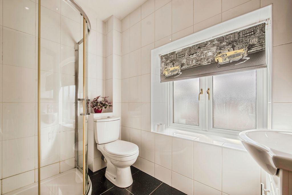 Additional image 10 of 4 bed detached house for saleClayford Road, Kilgetty, Pembrokeshire SA68