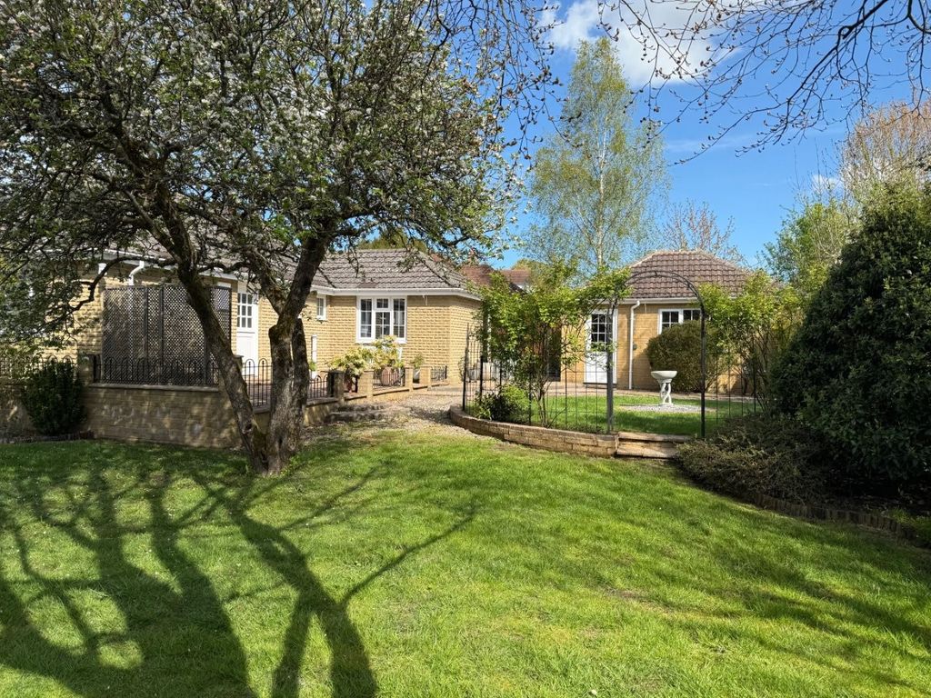 Property photo 1 of 20