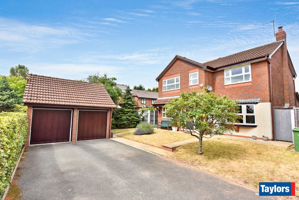 Property photo 1 of 32