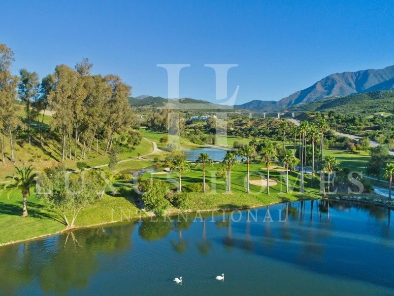 Property photo 1 of 24