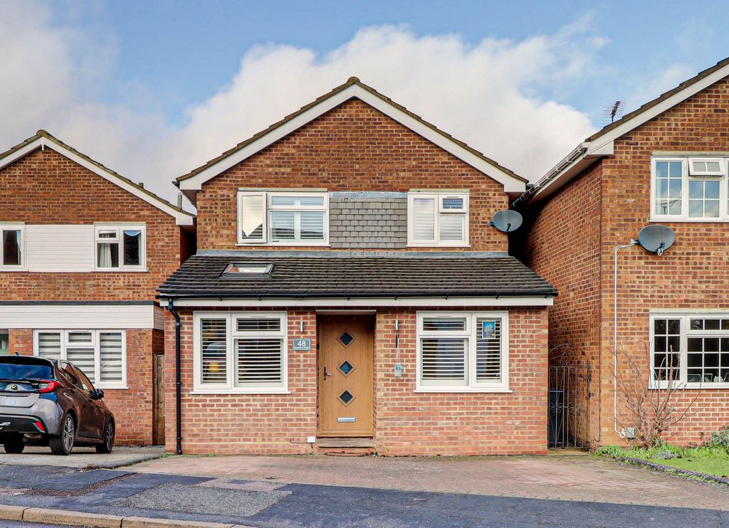 Property photo 1 of 17 Front