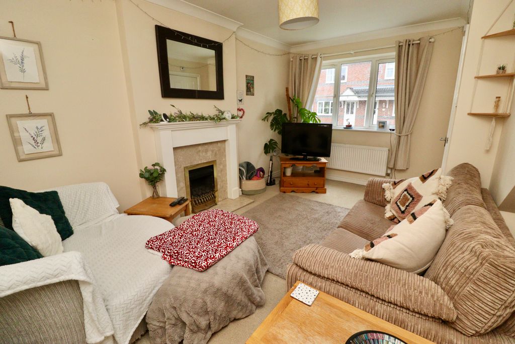 Property photo 2 of 15 Img_5754