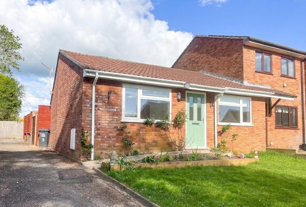 Property photo 1 of 11