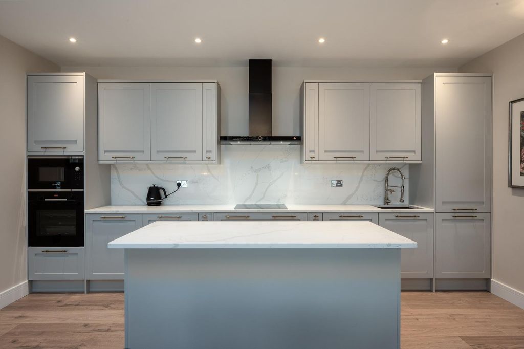 Property photo 3 of 20 Photo-2023-04-21-20-03-32 13.Jpg