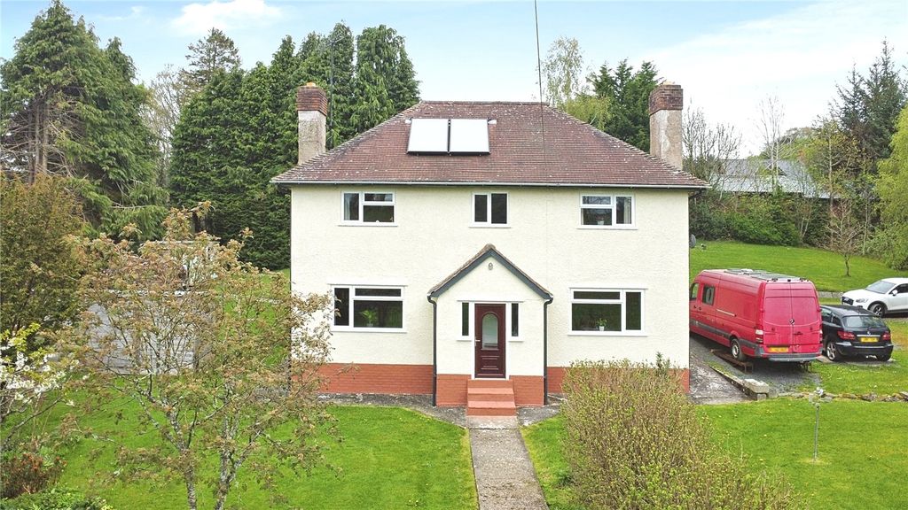 Property photo 2 of 39 Picture No. 01
