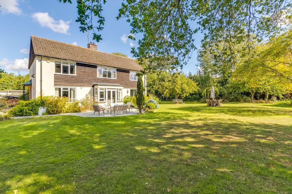 Property photo 1 of 60 Homefield House-85.Jpg