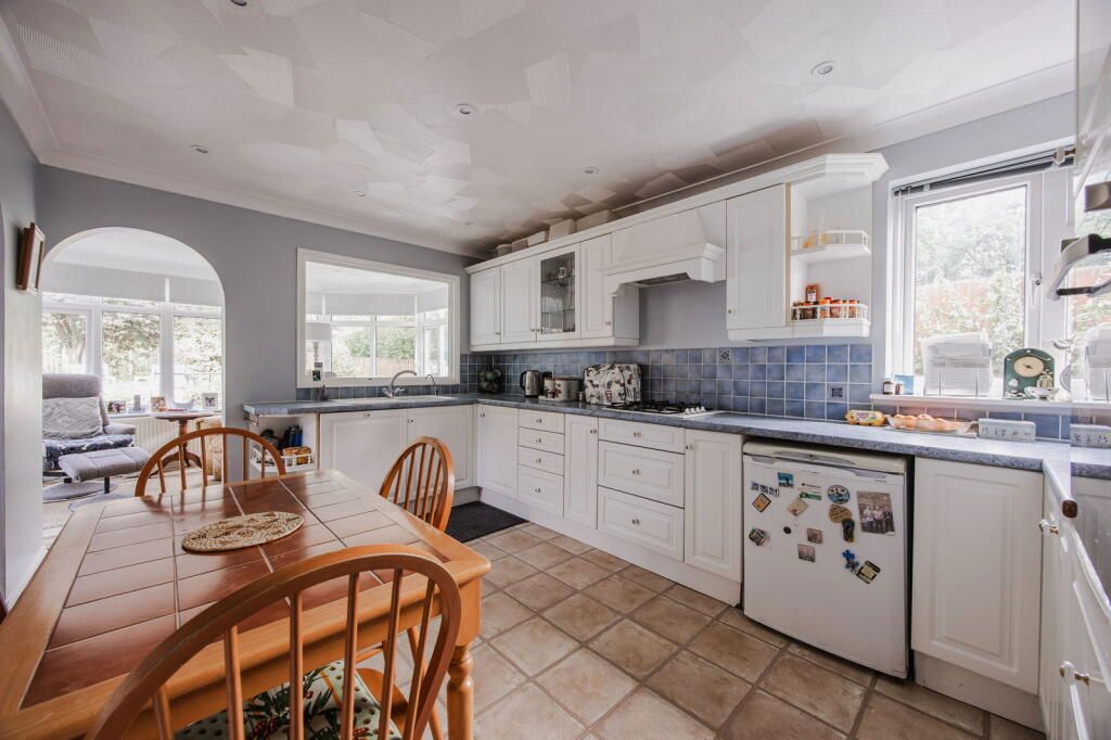 Property photo 3 of 18