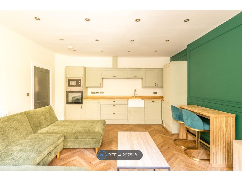 Property photo 3 of 22 Kitchen/ Living Room