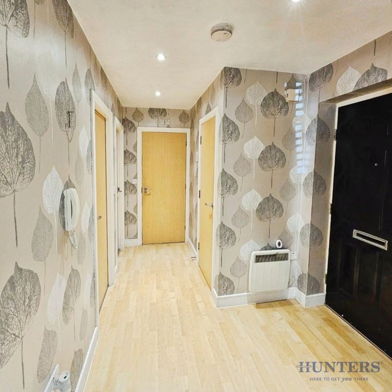 Property photo 2 of 13 Pbox-Img.Jpg