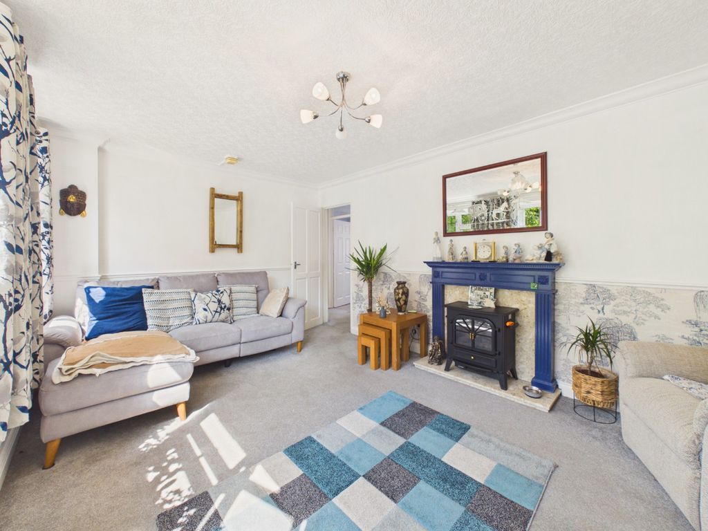 Property photo 2 of 14 5334072
