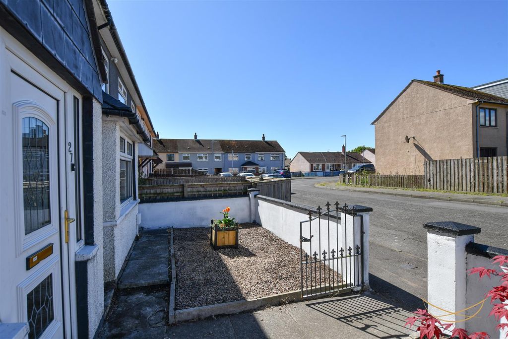 Property photo 3 of 32 Dhp-3.Jpg