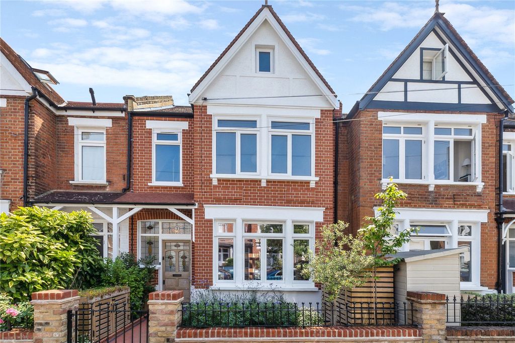 Property photo 3 of 15 Exterior