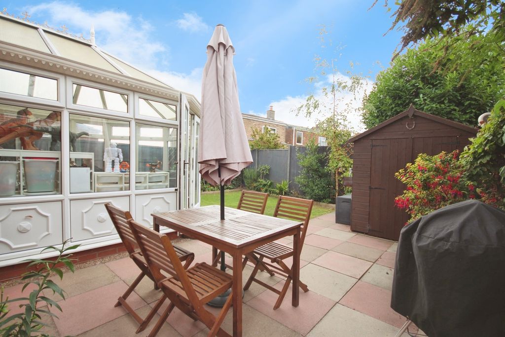 Property photo 1 of 15 Rear Garden