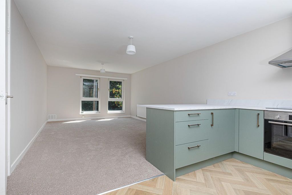Property photo 3 of 16 Living/Dining Kitchen