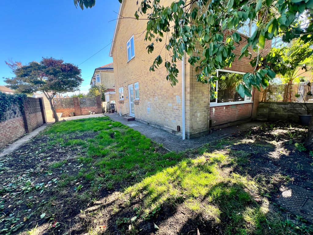 Property photo 2 of 21 Img_7358