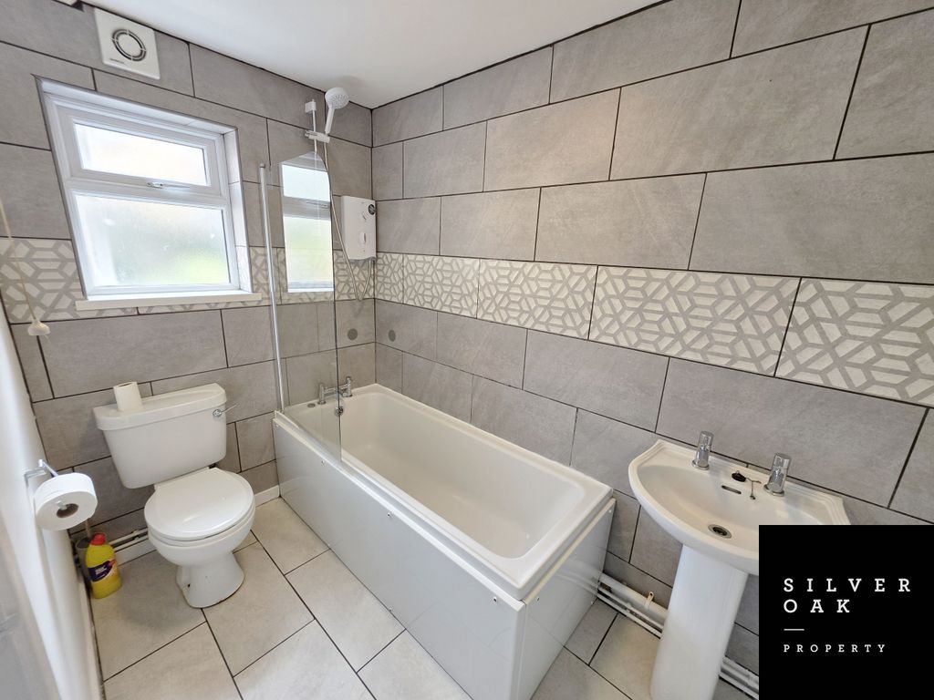 Property photo 3 of 7 20250827_115630