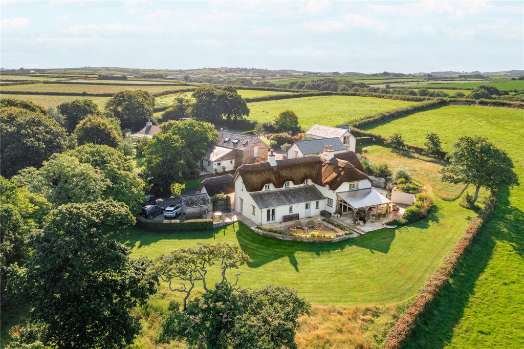 Property photo 2 of 48 Waterstone