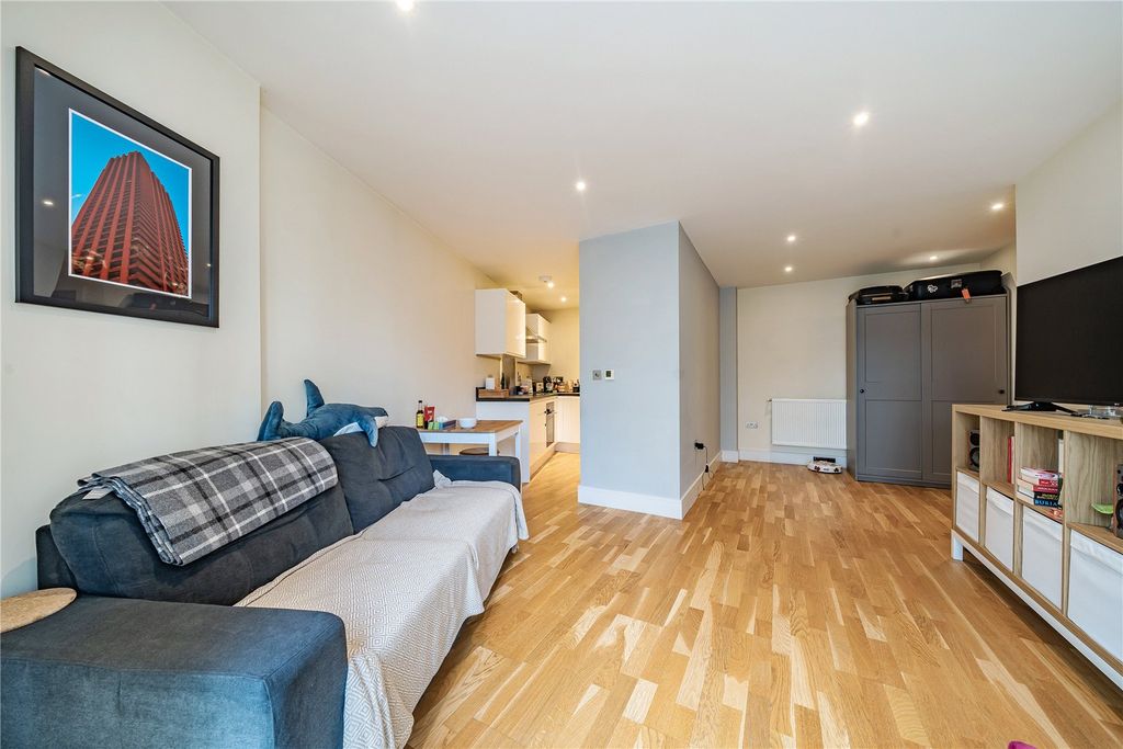 Property photo 1 of 14 Picture No. 03