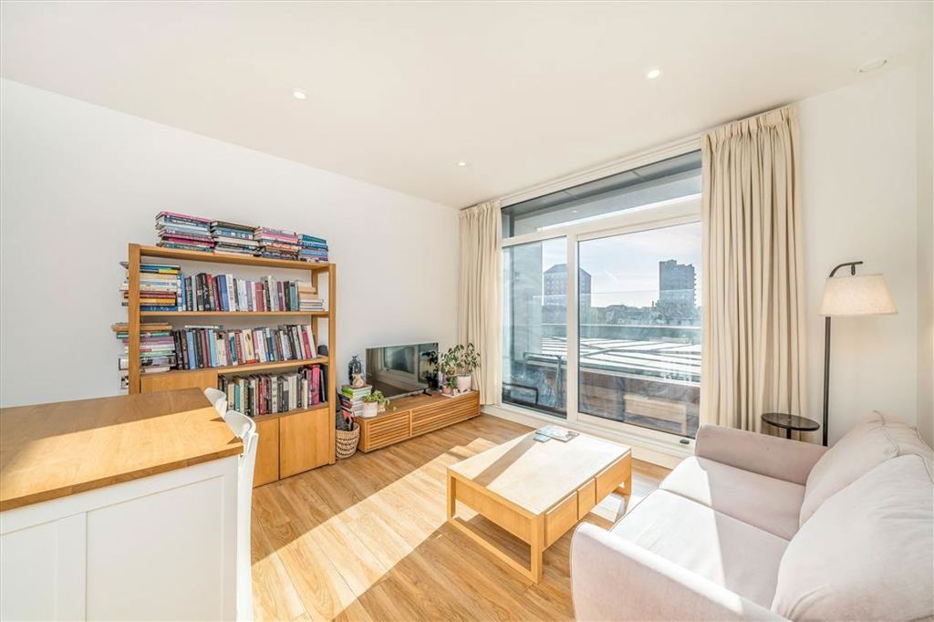 Property photo 1 of 9
