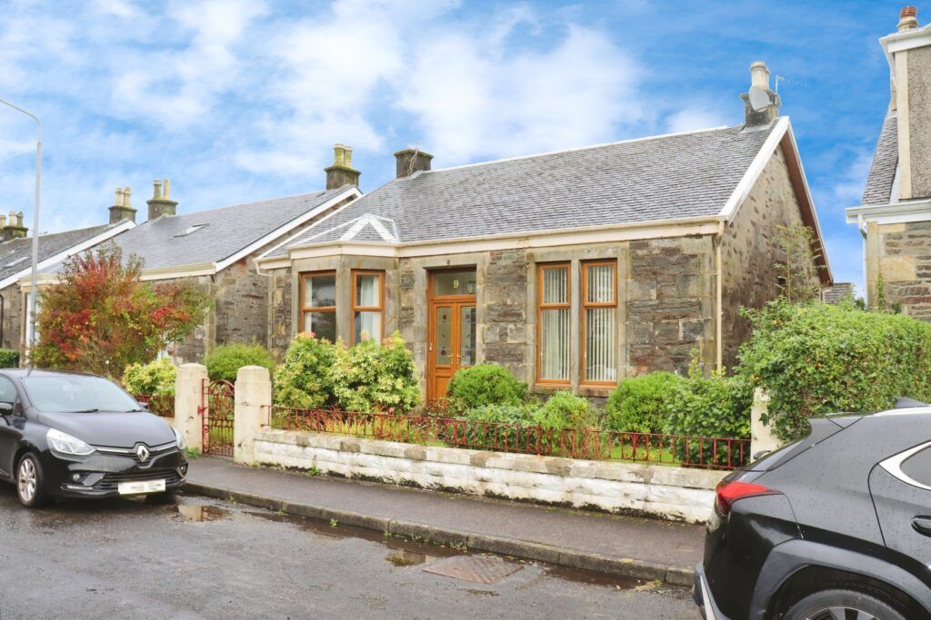 Property photo 1 of 17